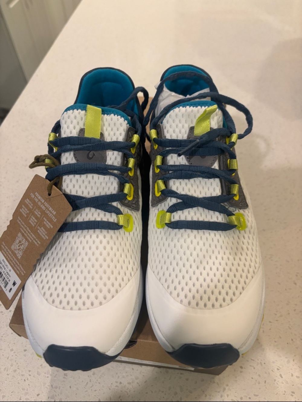 Women's Lightweight Athletic Sneakers in White and Lagoon